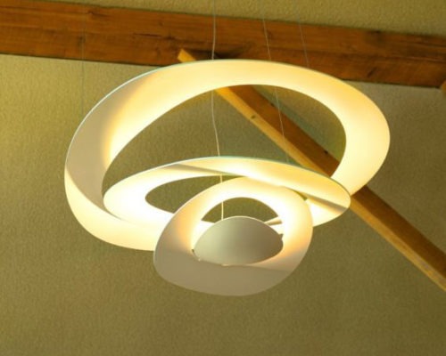 bava.nl/producten/merken/artemide/